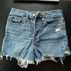 Levis Wedgie Fit Shorts